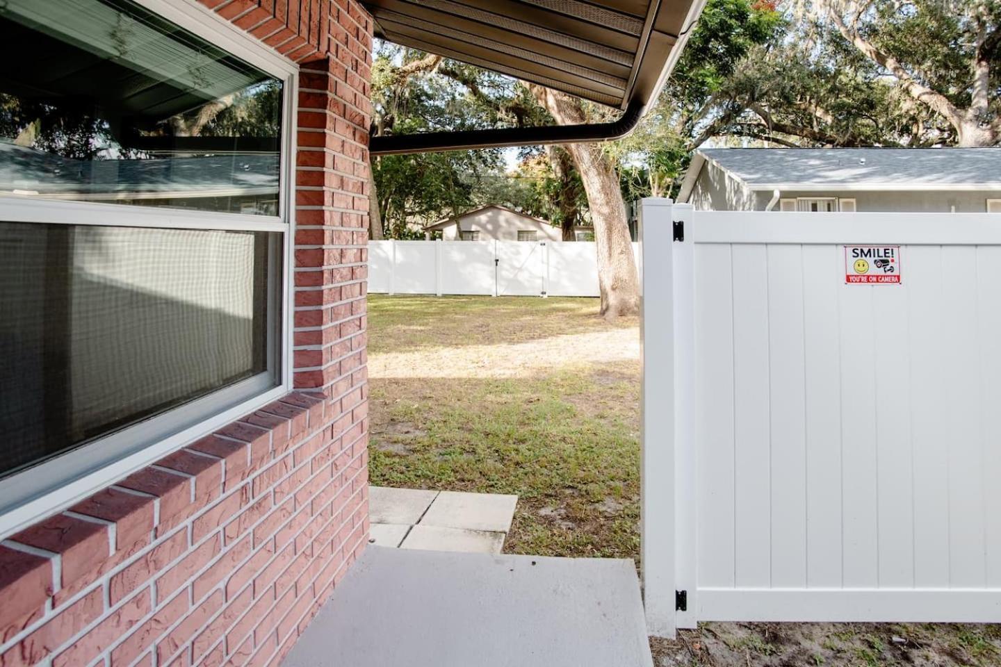 Walk Everywhere! 1-Bedroom Gem In Downtown Hub New Port Richey Exterior photo